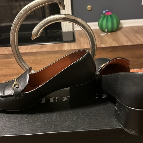 Black Coach shoe with 2” heel - Picture 2 of 6